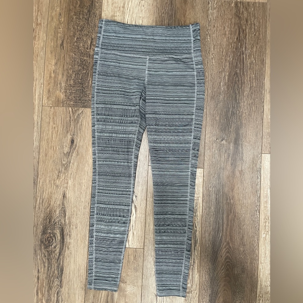 Athleta High Rise Jacquard Chaturanga Leggings